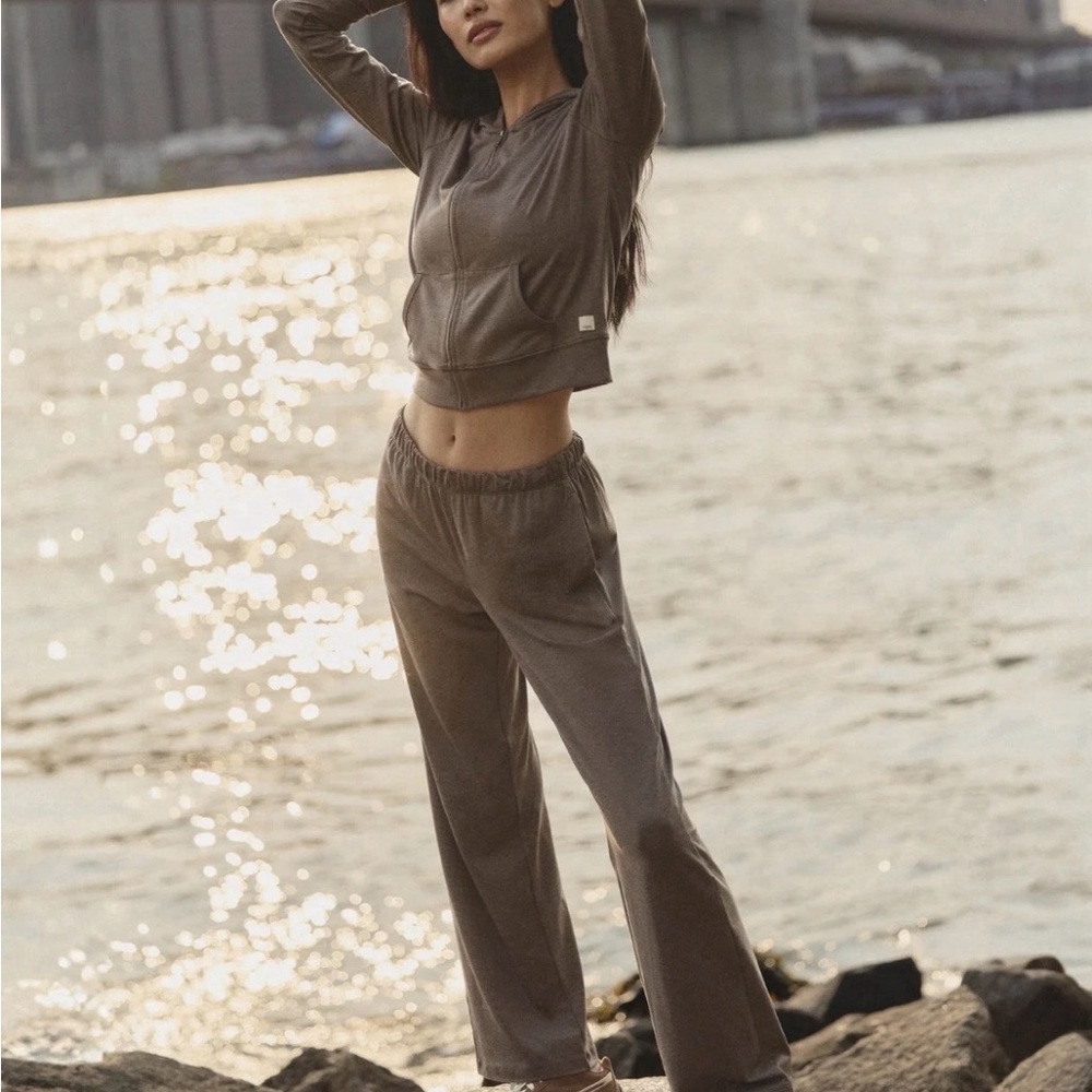 Vuori Halo Modern Straight Leg Pant in Chia Heather Size Small